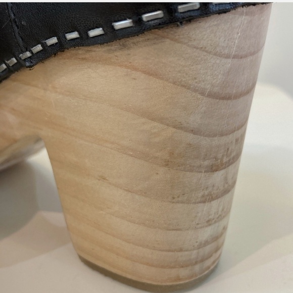 Free People Black Leather Clogs with Tan Wooden Heel - Picture 4 of 10